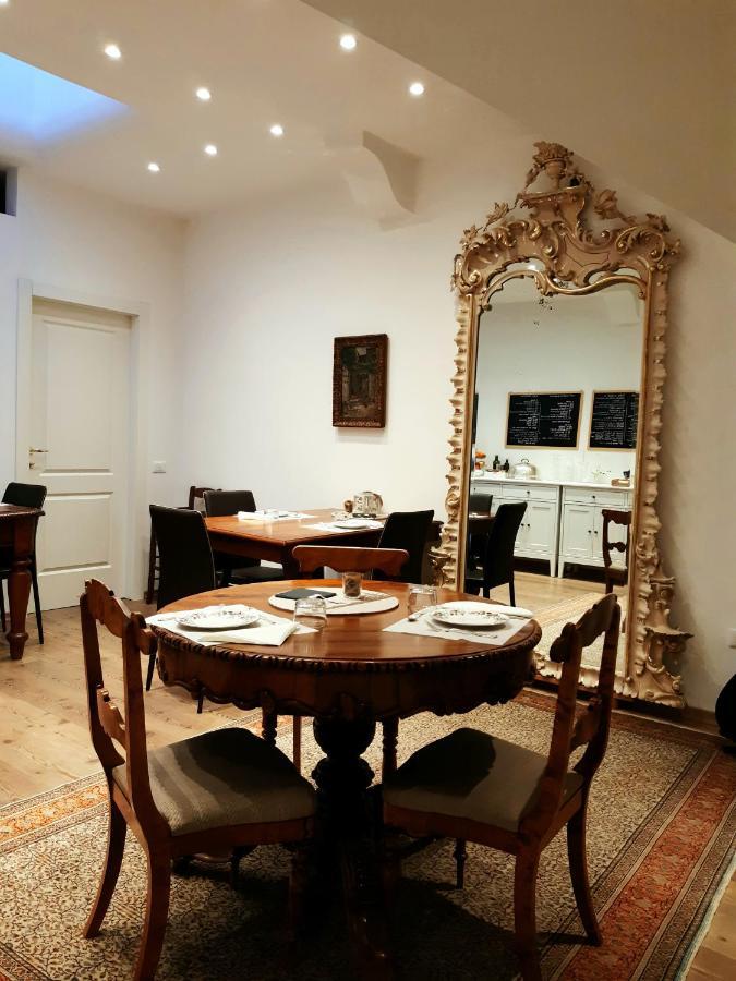 B&B S. Trinità 18 Suites&Rooms Trento Exterior foto